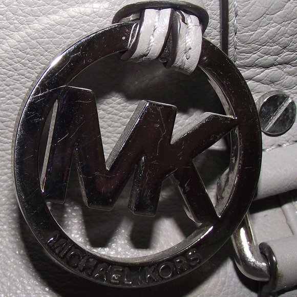 Two Purses  1-MICHAEL-KORS EST-1981  & 1-ROSETTI - Picture 3 of 8